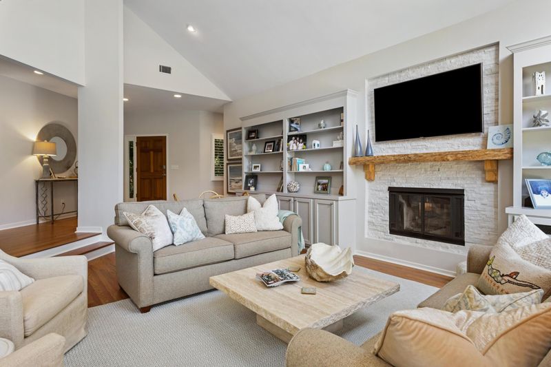 144 Hooded Merganser Ct, Kiawah Island, SC 29455