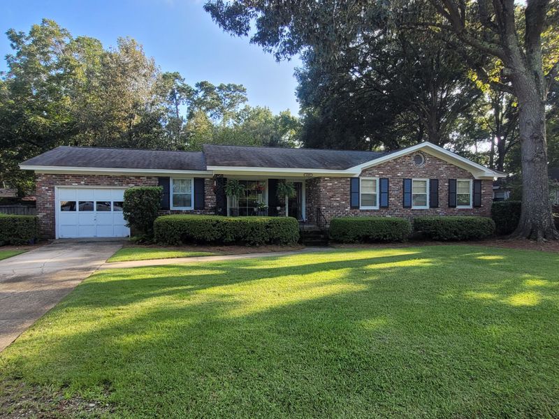 2209 N Dallerton Cir, Charleston, SC 29414
