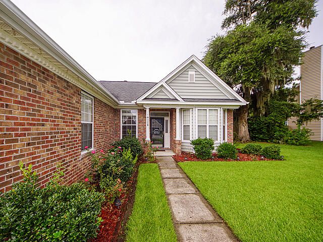 1507 Ashley Gardens Blvd, Charleston, SC 29414