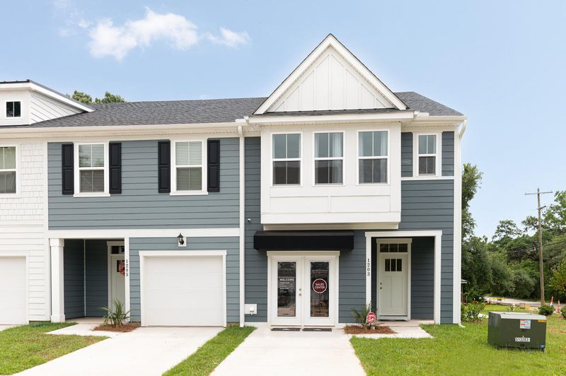 437 Trotters Ln #11, Moncks Corner, SC 29461