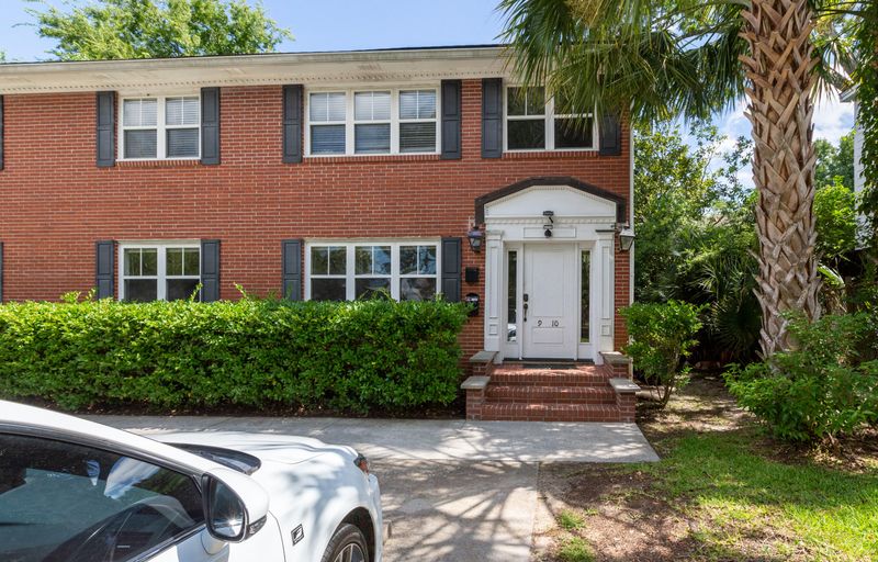 161 St Margaret St #9, Charleston, SC 29403