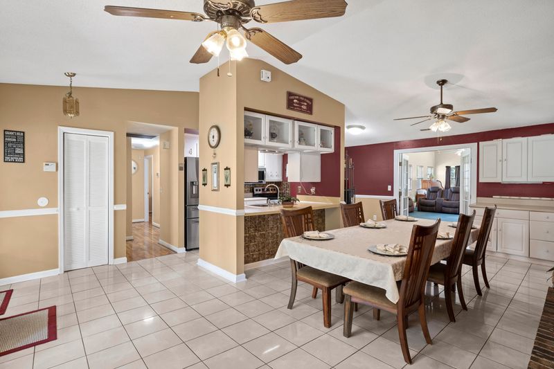 205 White Blvd, Summerville, SC 29483