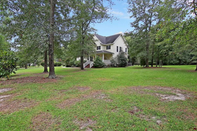1091 Millies Way Dr, Moncks Corner, SC 29461