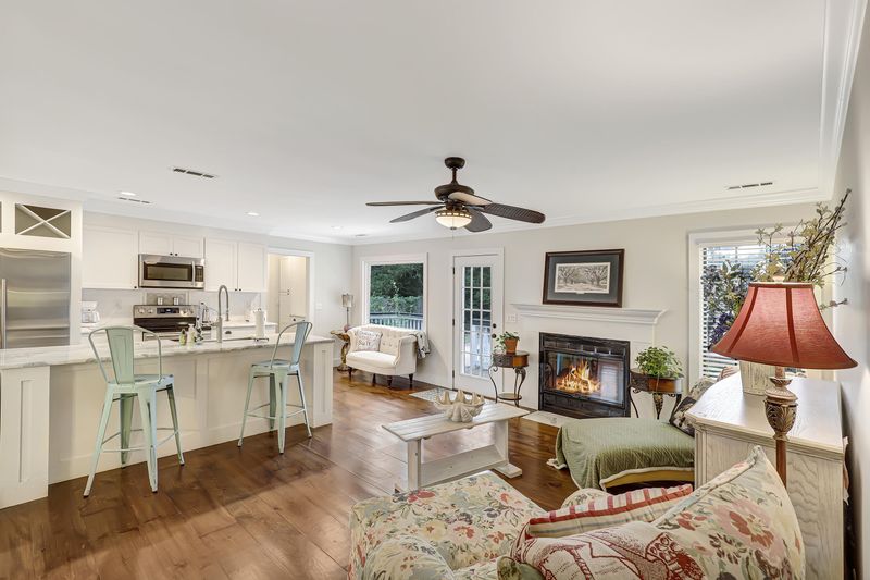 1145 Rifle Range Rd, Mount Pleasant, SC 29464