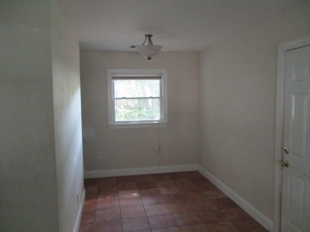 1421 Secessionville Rd, Charleston, SC 29412