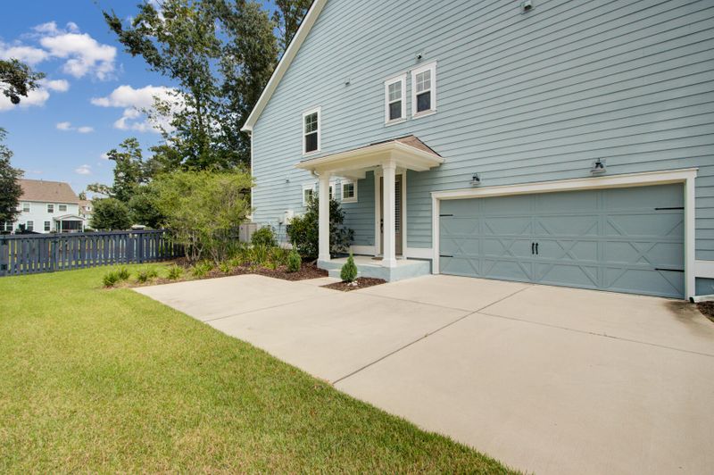 2138 Oyster Reef Ln, Mount Pleasant, SC 29466