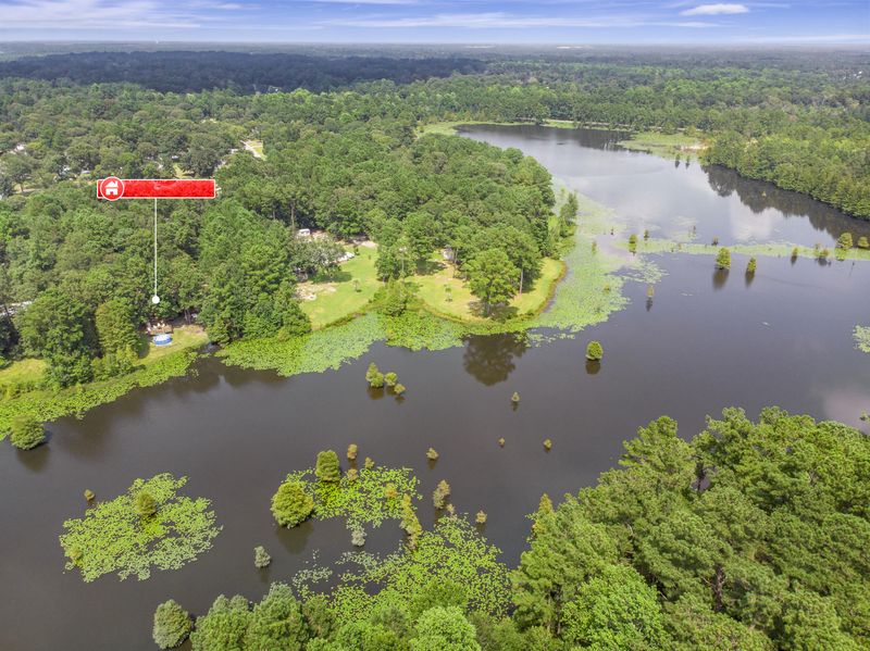 612 Mccrystal Cir, Moncks Corner, SC 29461