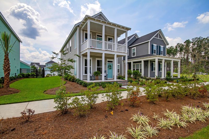 137 Midtown Ave, Summerville, SC 29486