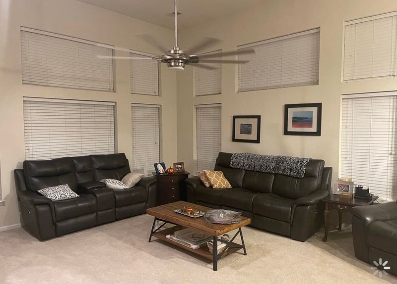 339 Lakewind Dr, Moncks Corner, SC 29461