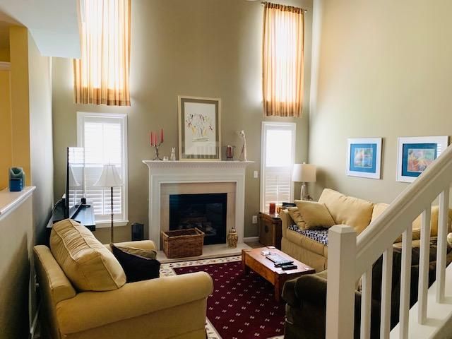 702 Buckthorn Cir, Summerville, SC 29483