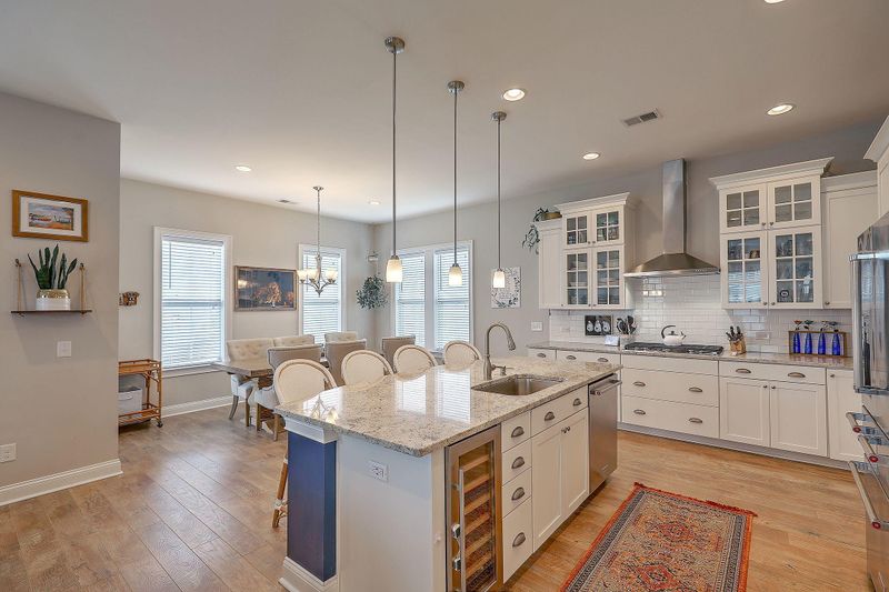 3610 Spindrift Dr, Mount Pleasant, SC 29466
