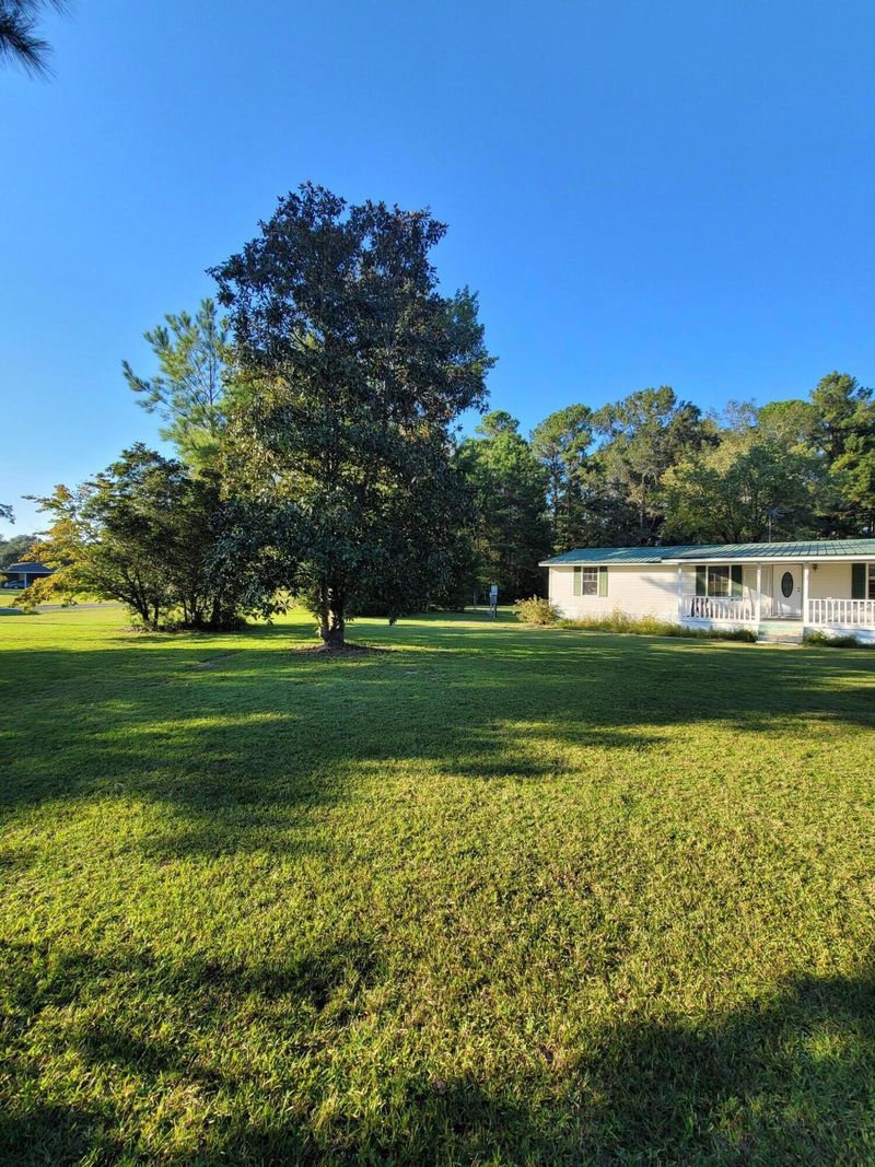 1192 Bethera Rd, Bonneau, SC 29431