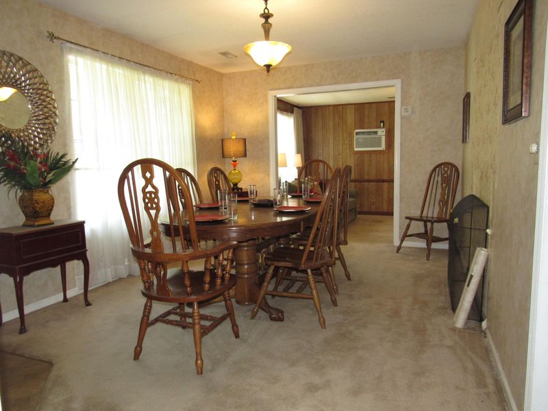 212 Eagle Dr, Summerville, SC 29483