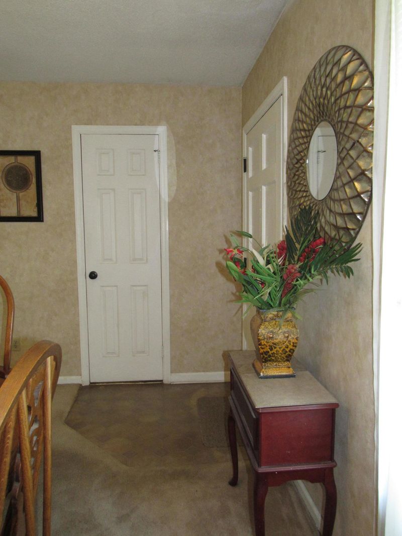 212 Eagle Dr, Summerville, SC 29483