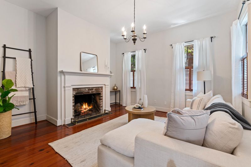 10 Clifford St, Charleston, SC 29401