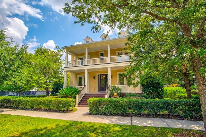 1751 Pierce St, Charleston, SC 29492