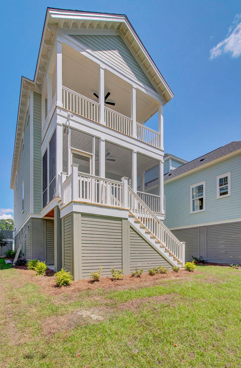 3020 Evening Tide Dr, Hanahan, SC 29410