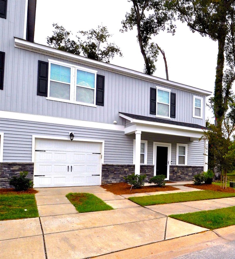 4216 Scharite St, Charleston, SC 29414