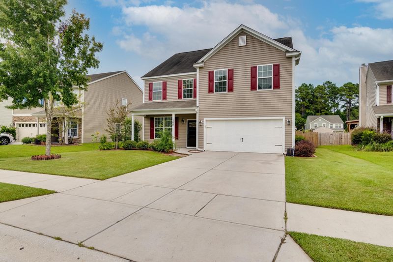 205 Medford Dr, Summerville, SC 29485
