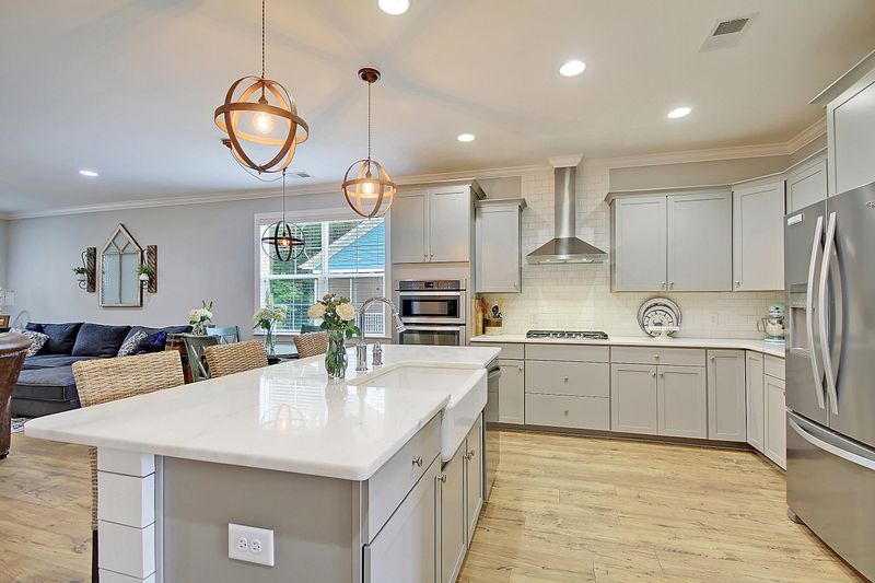 158 Longdale Dr, Summerville, SC 29483