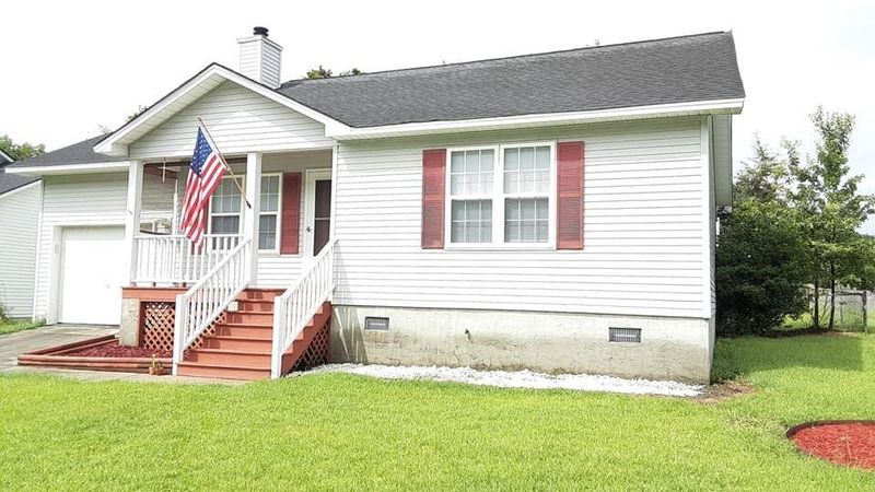 177 Two Hitch Rd, Goose Creek, SC 29445