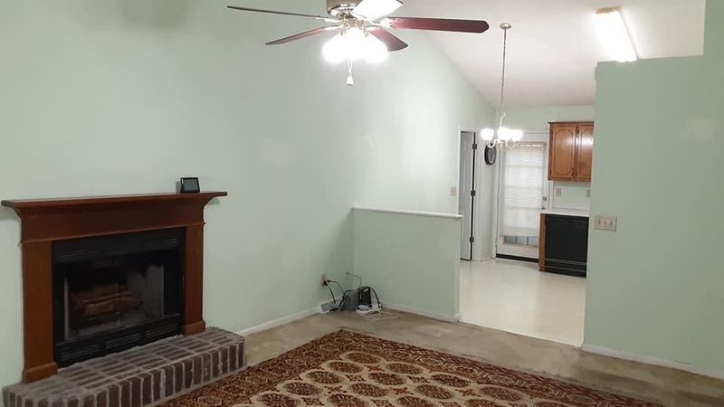 177 Two Hitch Rd, Goose Creek, SC 29445