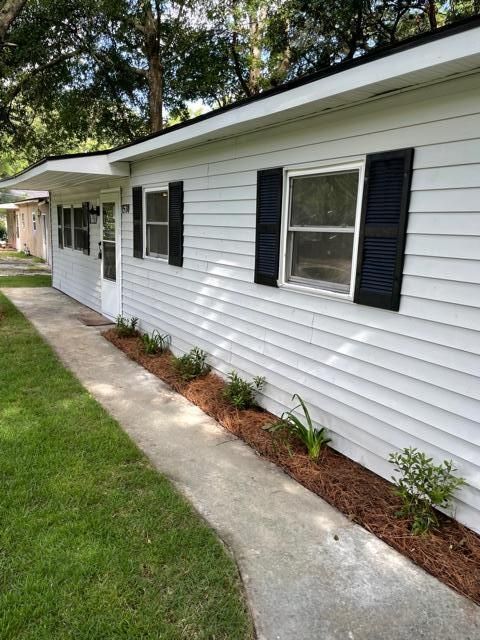 1530 Staffordshire Dr, Charleston, SC 29407