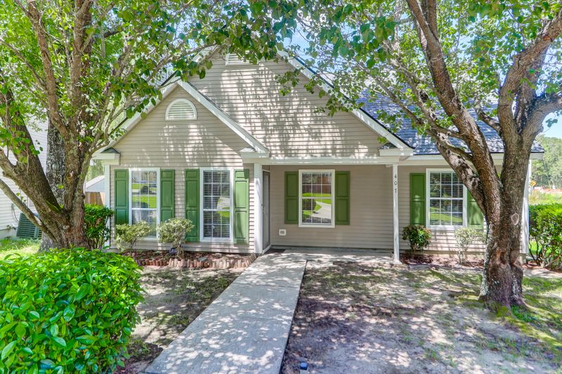 407 Courtland Dr, Summerville, SC 29486