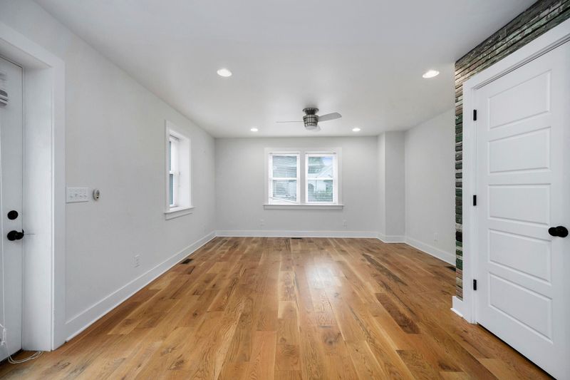 278 Ashley Ave, Charleston, SC 29403