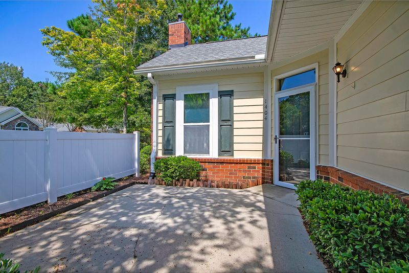 8800 Dorchester Rd #1404, Charleston, SC 29420