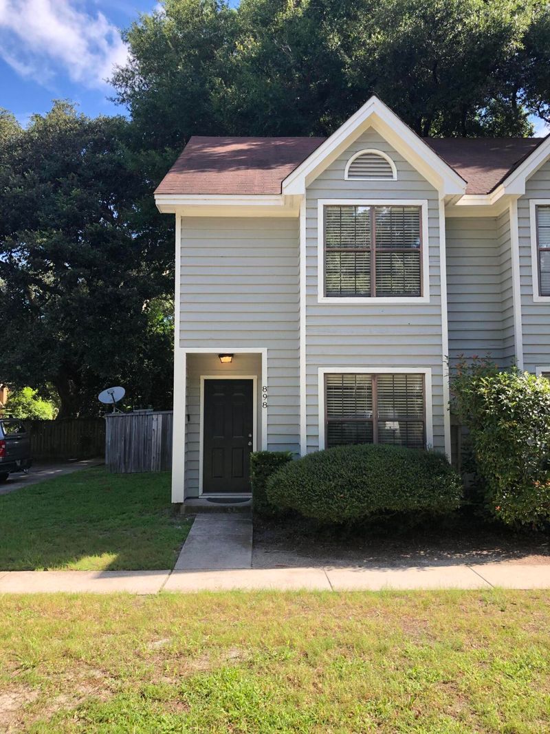 898 Sea Gull Dr, Mount Pleasant, SC 29464
