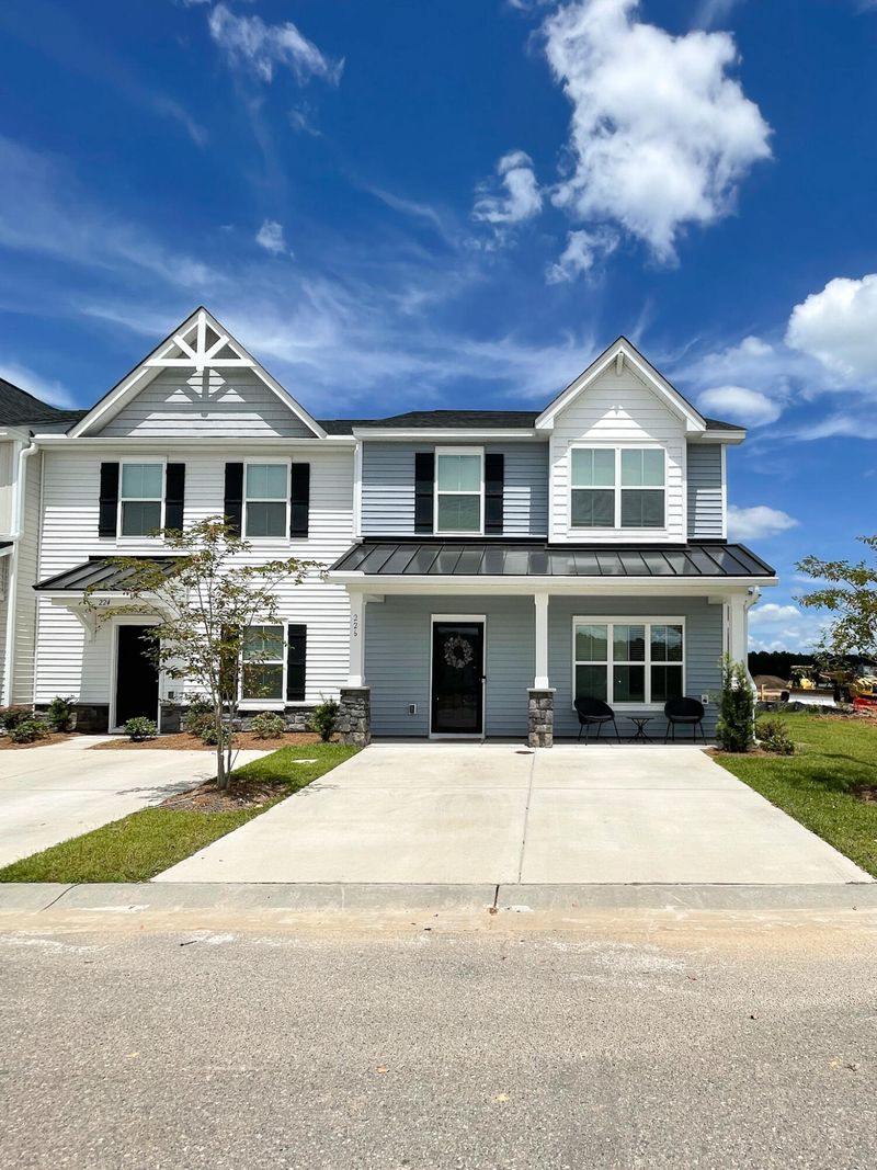 226 Swallowtail Ln, Goose Creek, SC 29445