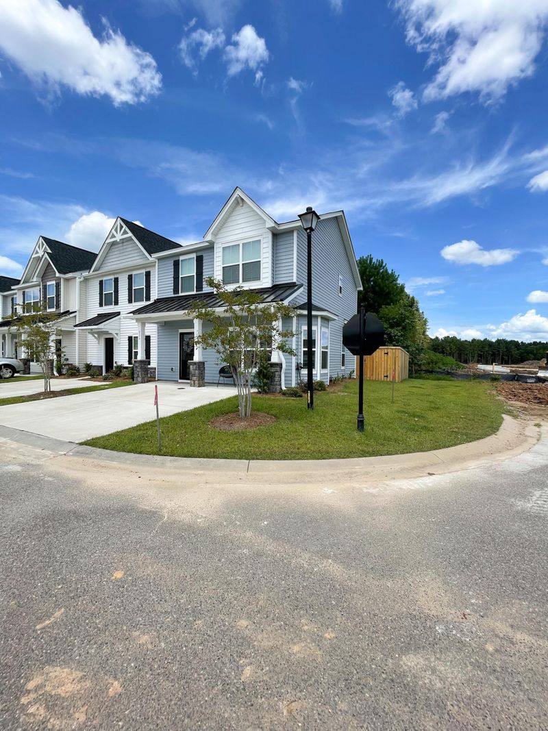 226 Swallowtail Ln, Goose Creek, SC 29445
