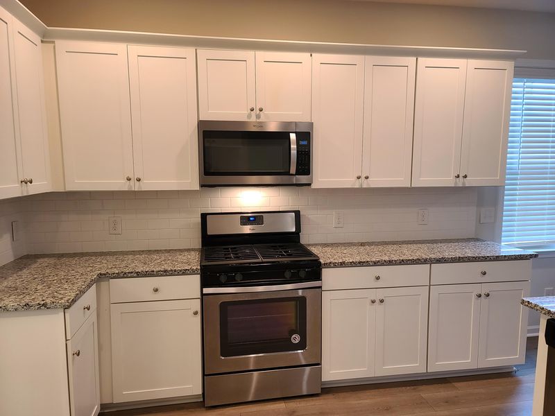624 Pendleton Dr, Moncks Corner, SC 29461