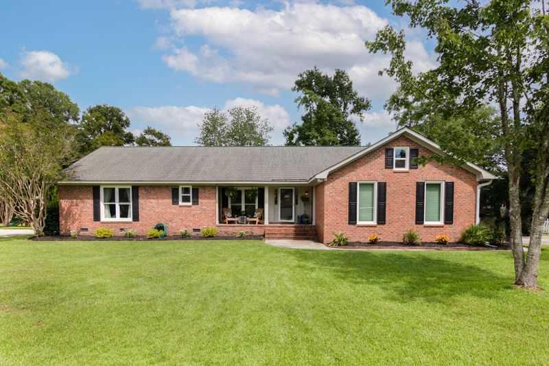 2968 Doncaster Dr, Charleston, SC 29414