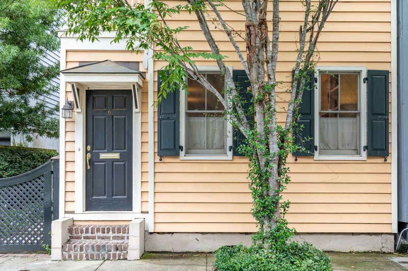 6 Short St, Charleston, SC 29401