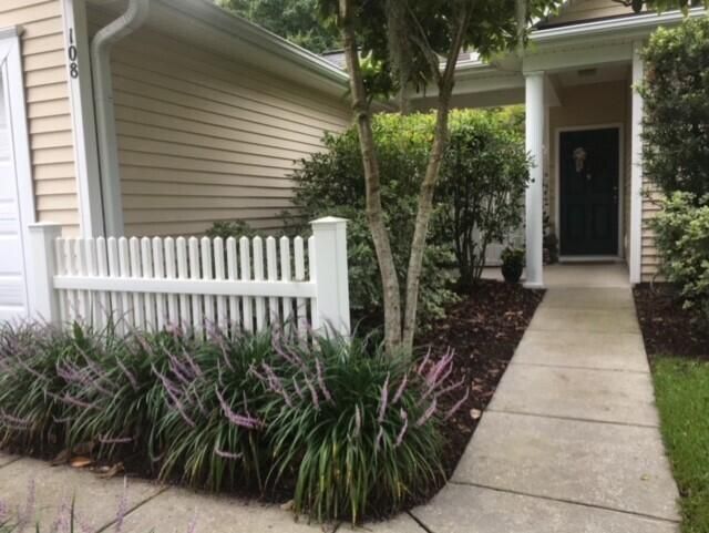 108 Savannah River Dr, Summerville, SC 29485