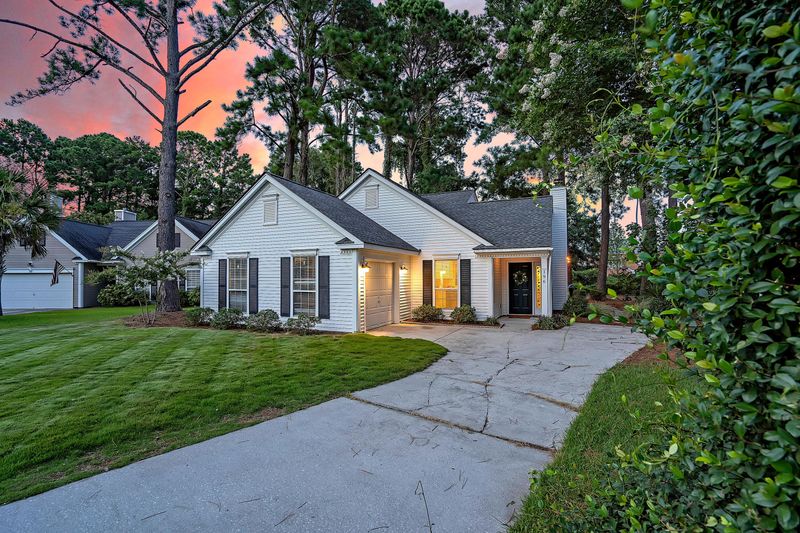 196 Mossy Oak Way, Mount Pleasant, SC 29464