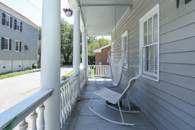 4 Murphy Ct, Charleston, SC 29403