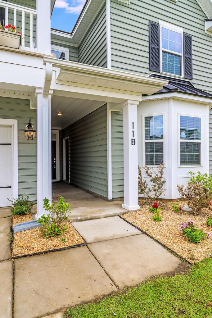 118 Stagecoach Ave, Summerville, SC 29486