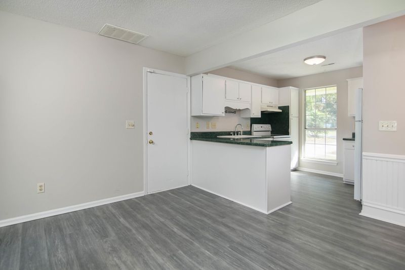 245 Corsair St, Summerville, SC 29483