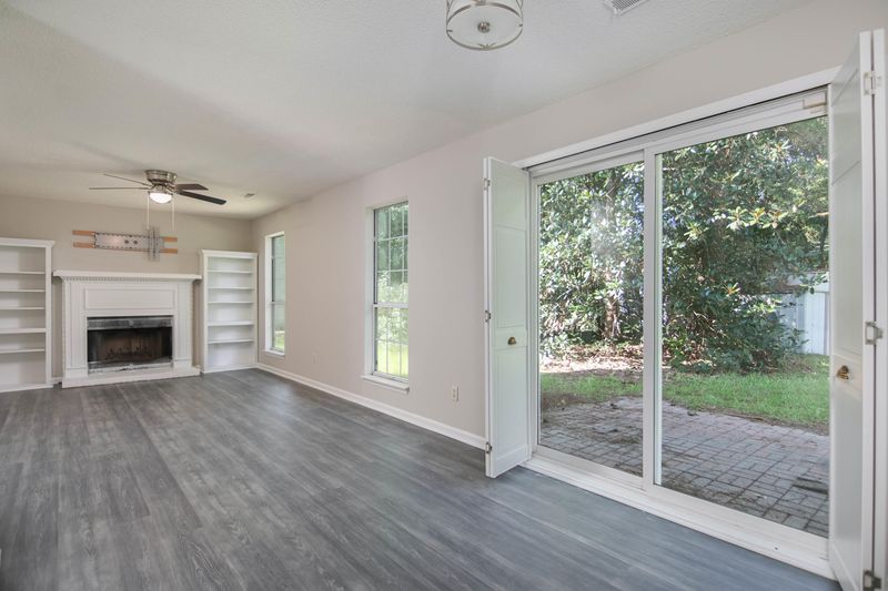 245 Corsair St, Summerville, SC 29483