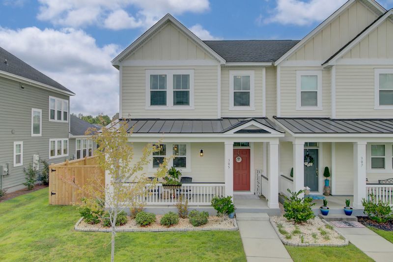 305 Garrison St, Summerville, SC 29486