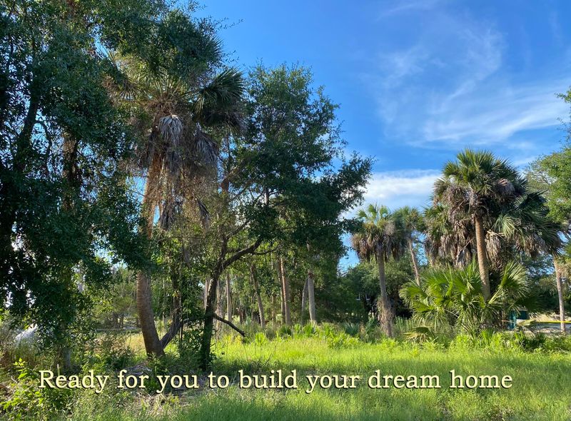 303 Jungle Rd, Edisto Island, SC 29438