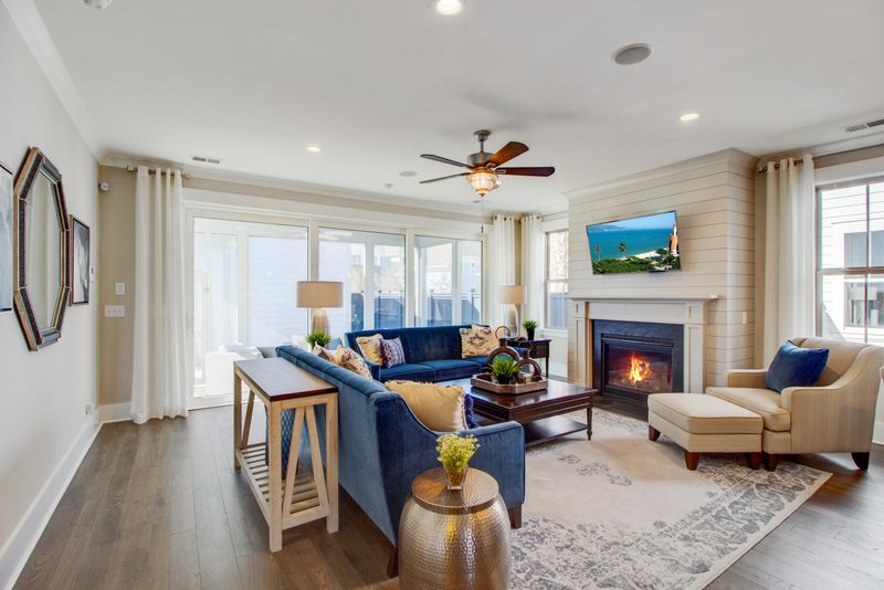 668 Blueway Ave, Summerville, SC 29486