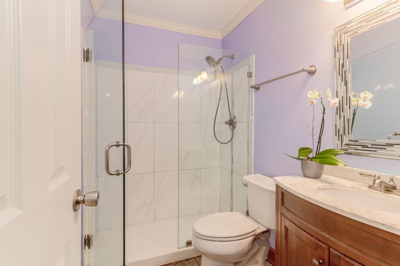 1732 Boone Hall Dr, Charleston, SC 29407