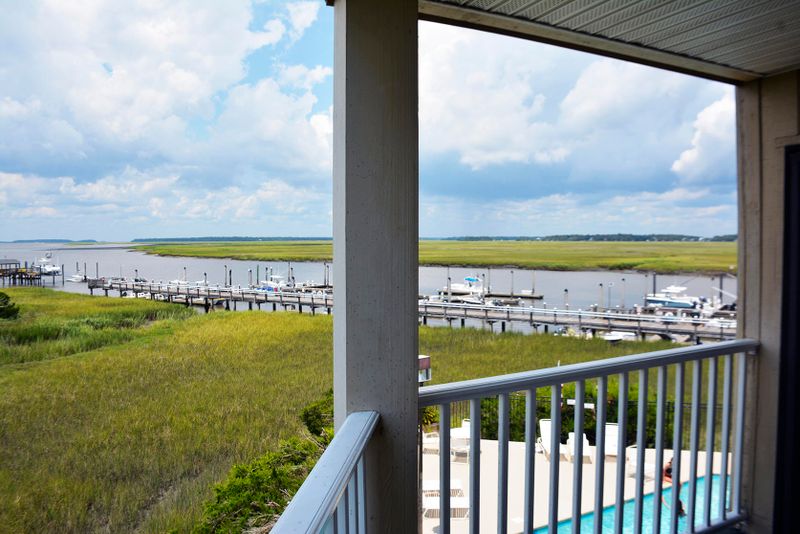 3701 Docksite Rd #211, Edisto Island, SC 29438