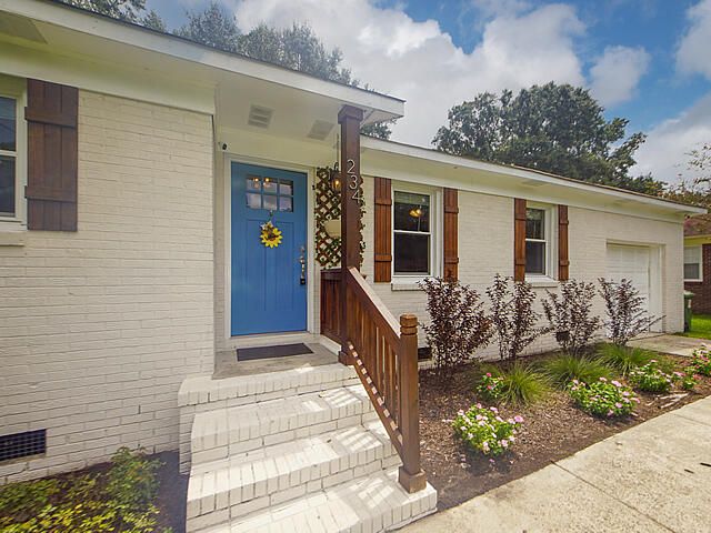 234 Jean Wells Dr, Goose Creek, SC 29445