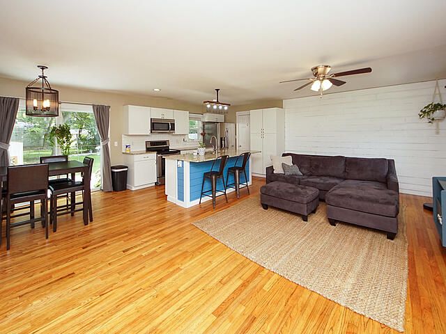234 Jean Wells Dr, Goose Creek, SC 29445