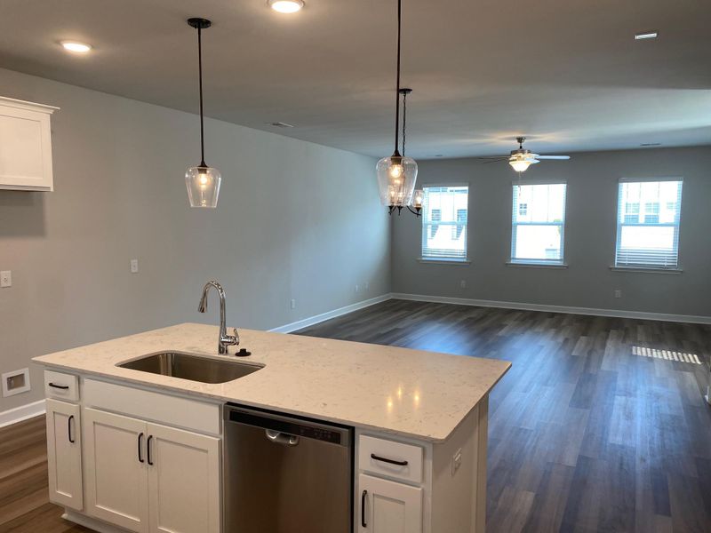 685 Mclernon Tc, Johns Island, SC 29455